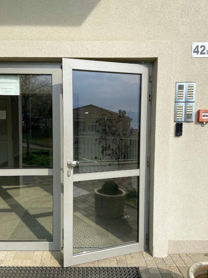 Portview Apartment 里耶卡 外观 照片