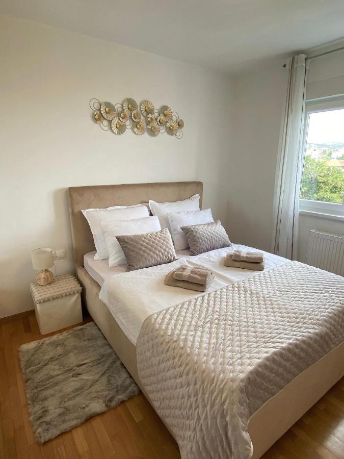 Portview Apartment 里耶卡 外观 照片